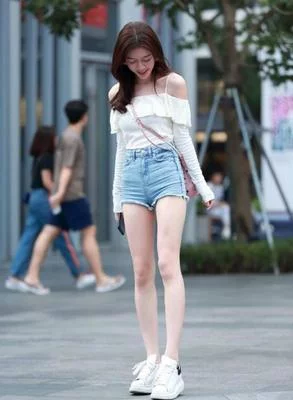 《侄女开发日记》动漫免费观看完整 《侄女开发日记》动漫免费观看完整