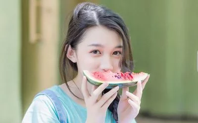 年轻岳每做爰2