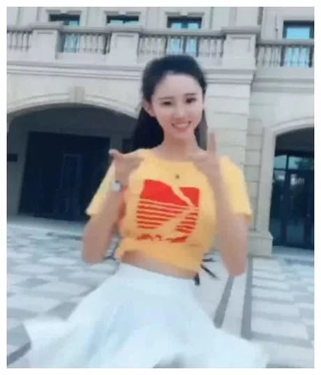 华丽的外出2免费观看整板 华丽的外出2免费观看整板