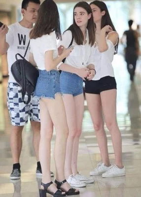 《借种生子》电影免费观看 《借种生子》电影免费观看